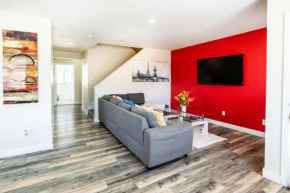 Modern 2 Level 5-Bedroom 3-Bathroom Close to Downtown LA